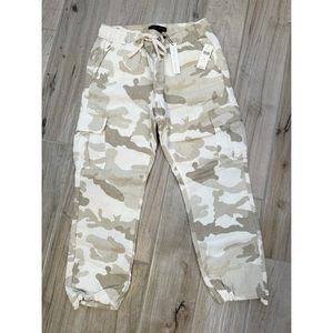 Sanctuary Ankle Length Camo Pants